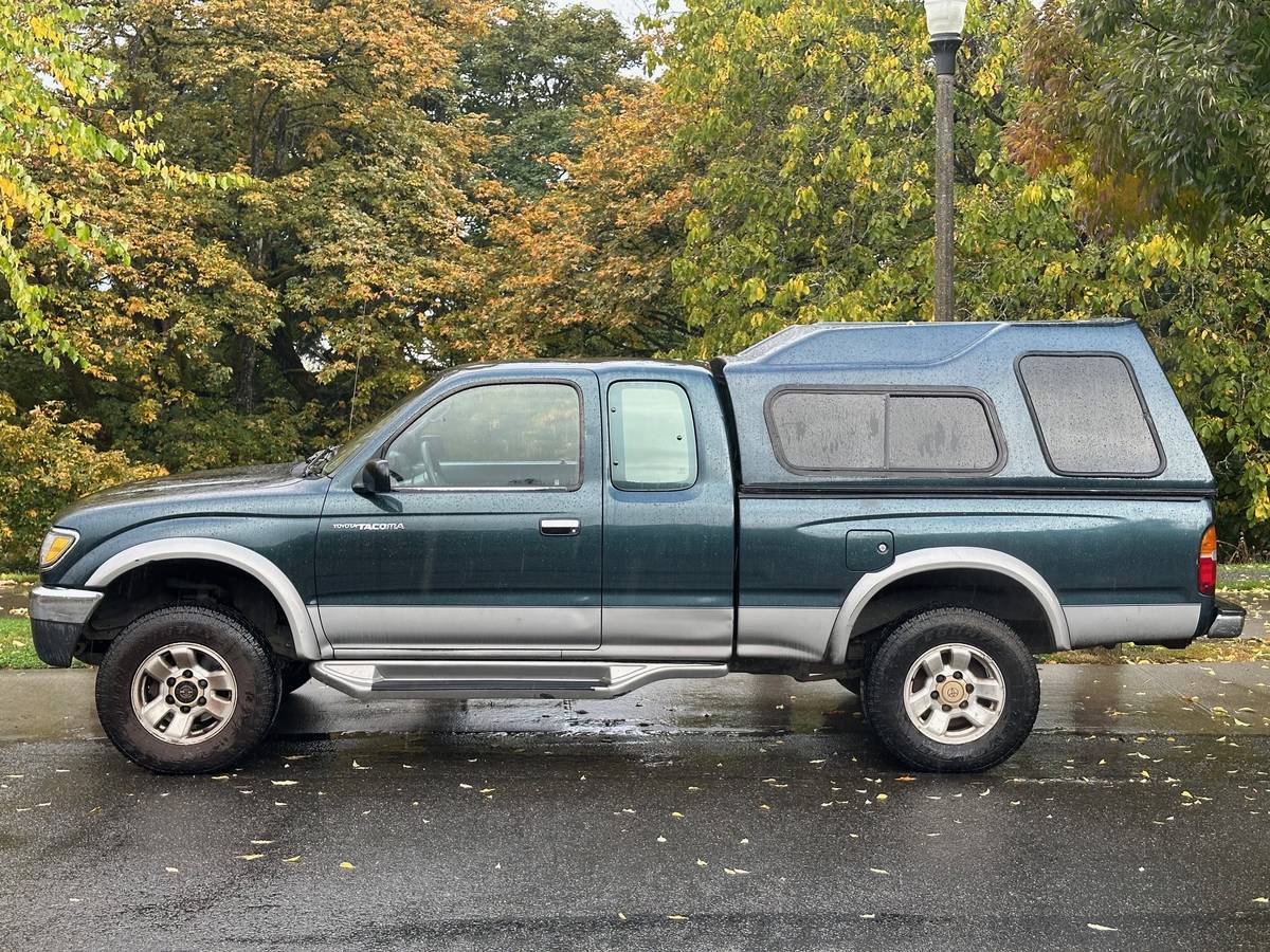 Toyota-tacoma-4wd-1996-green-15