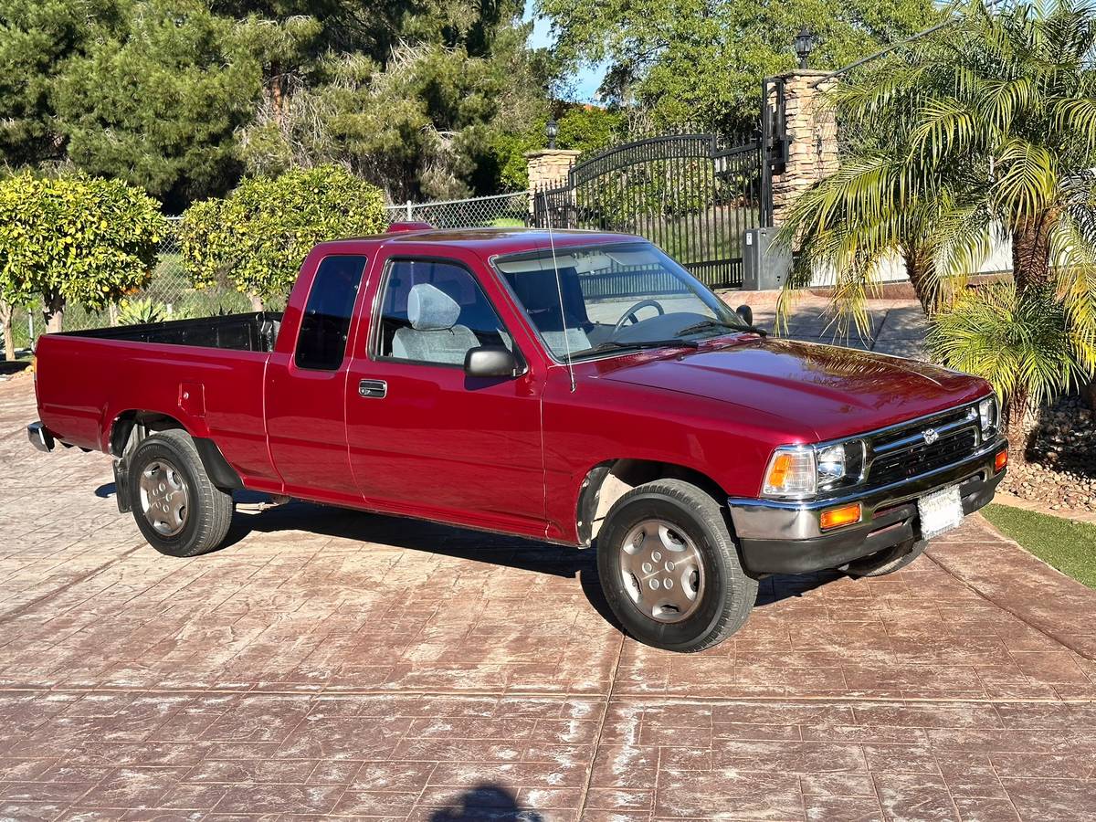 Toyota-tacoma-double-cab-1994-red