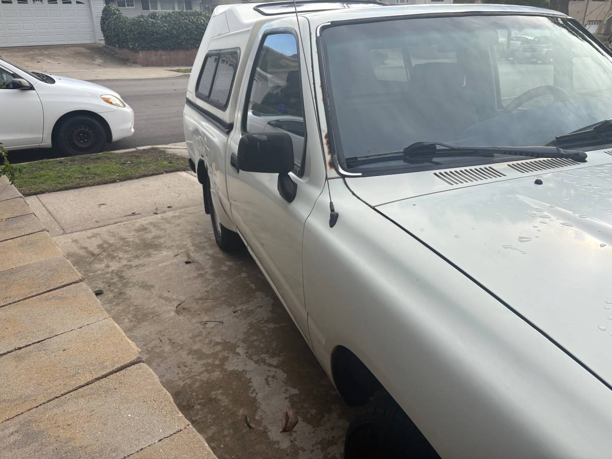 Toyota-tacoma-pickup-1993-6