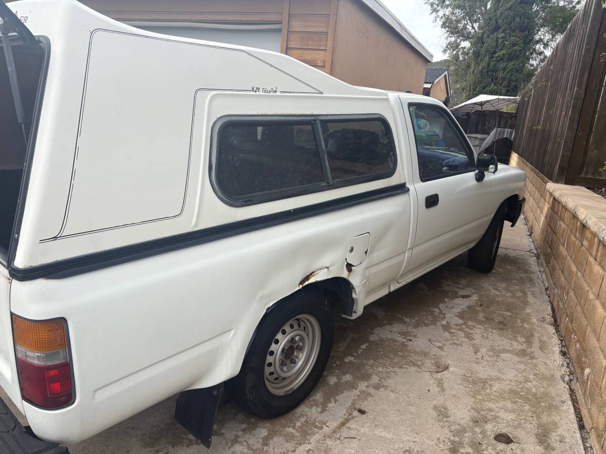 Toyota-tacoma-pickup-1993-9