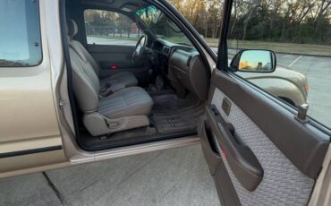 Toyota-tacoma-xtracab-1995-5