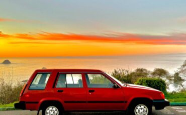 Toyota-tercel-1986-red