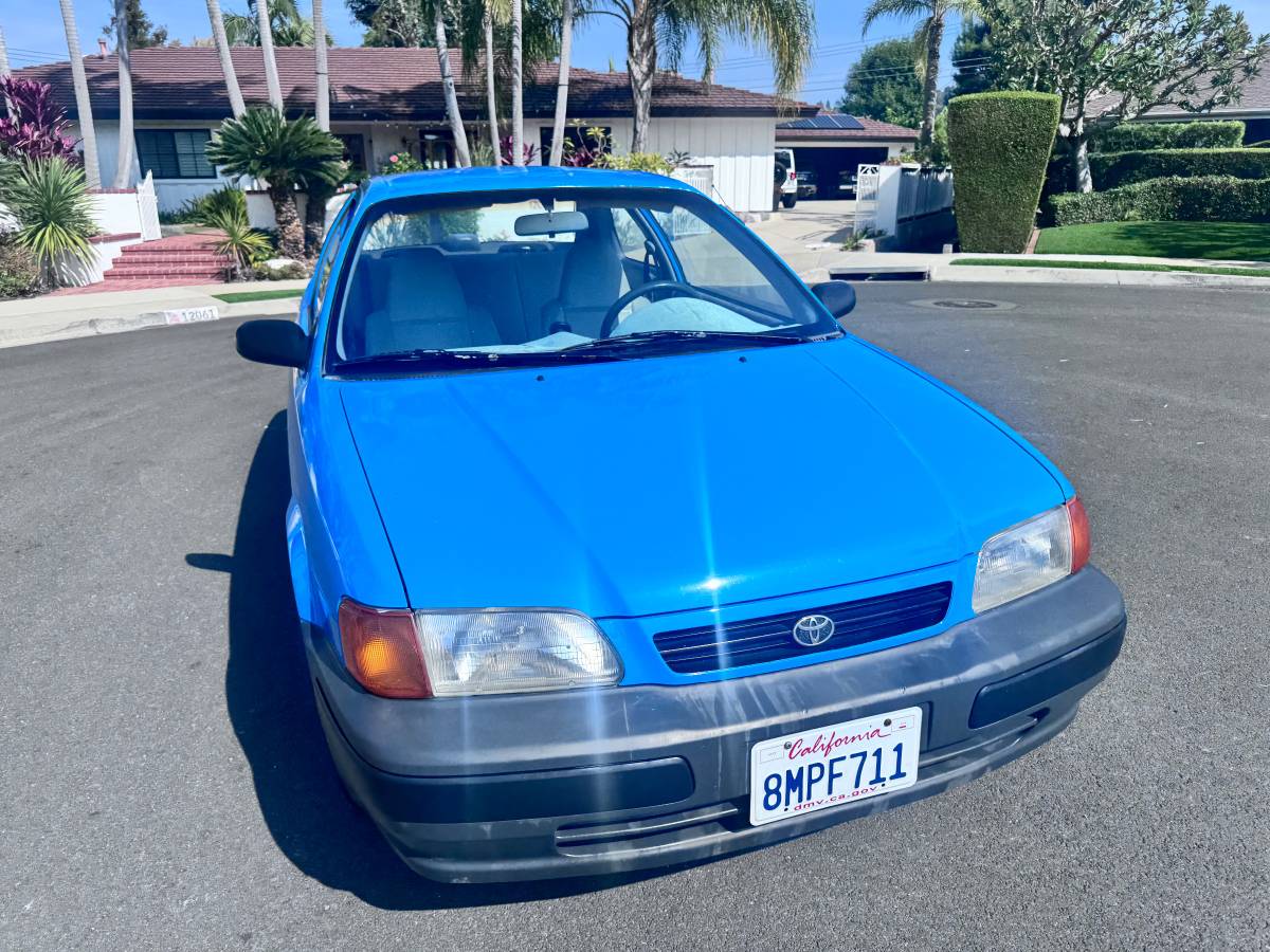 Toyota-tercel-1996-blue