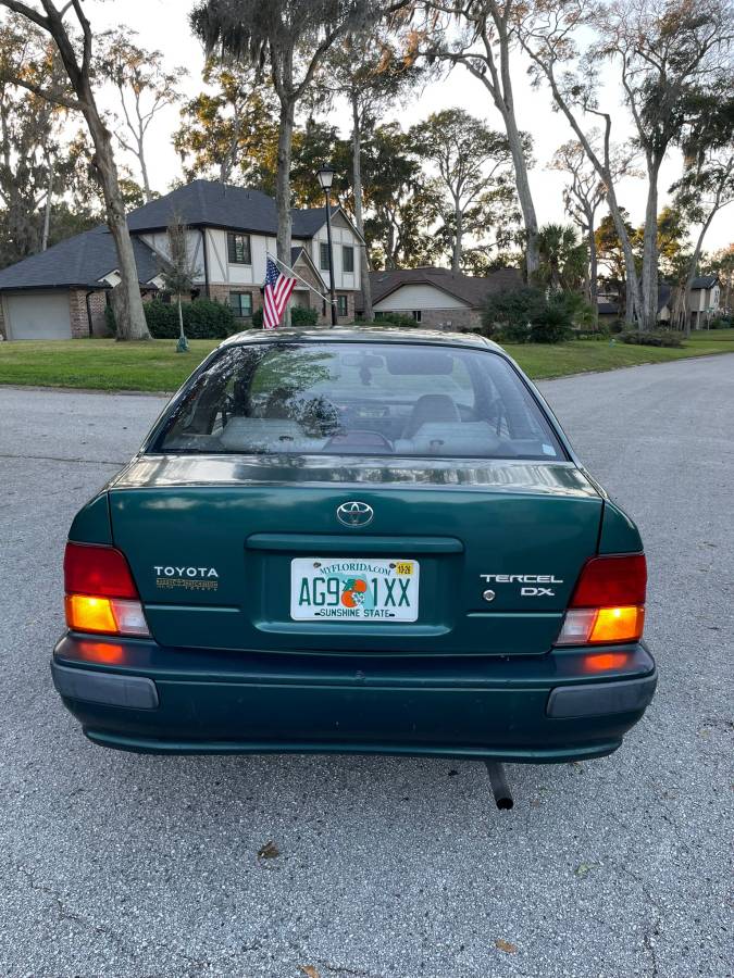 Toyota-tercel-dx-1995-green-4