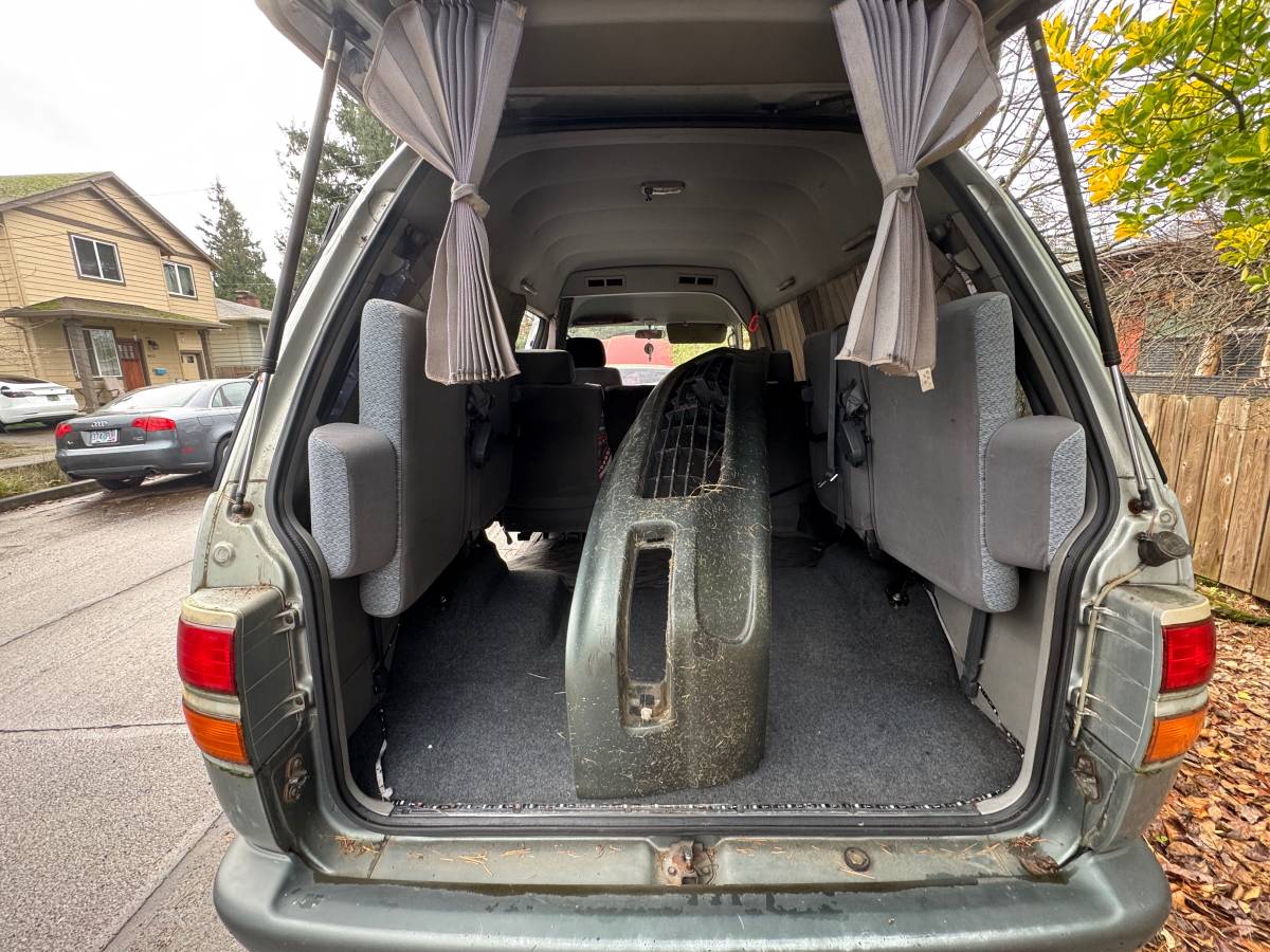 Toyota-townace-diesel-1995-grey-2