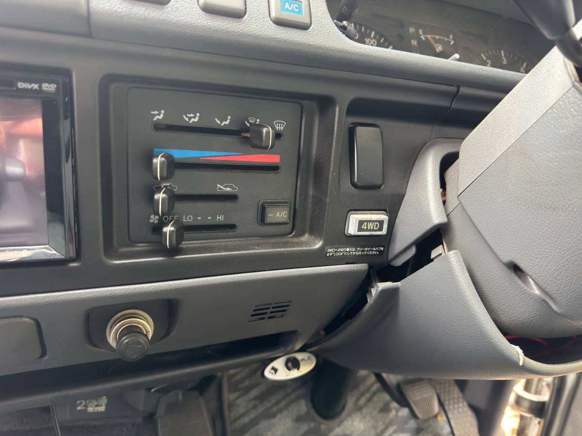 Toyota-townace-diesel-1995-grey-9