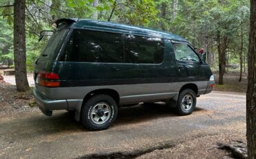 Toyota-townace-diesel-1996-green-1