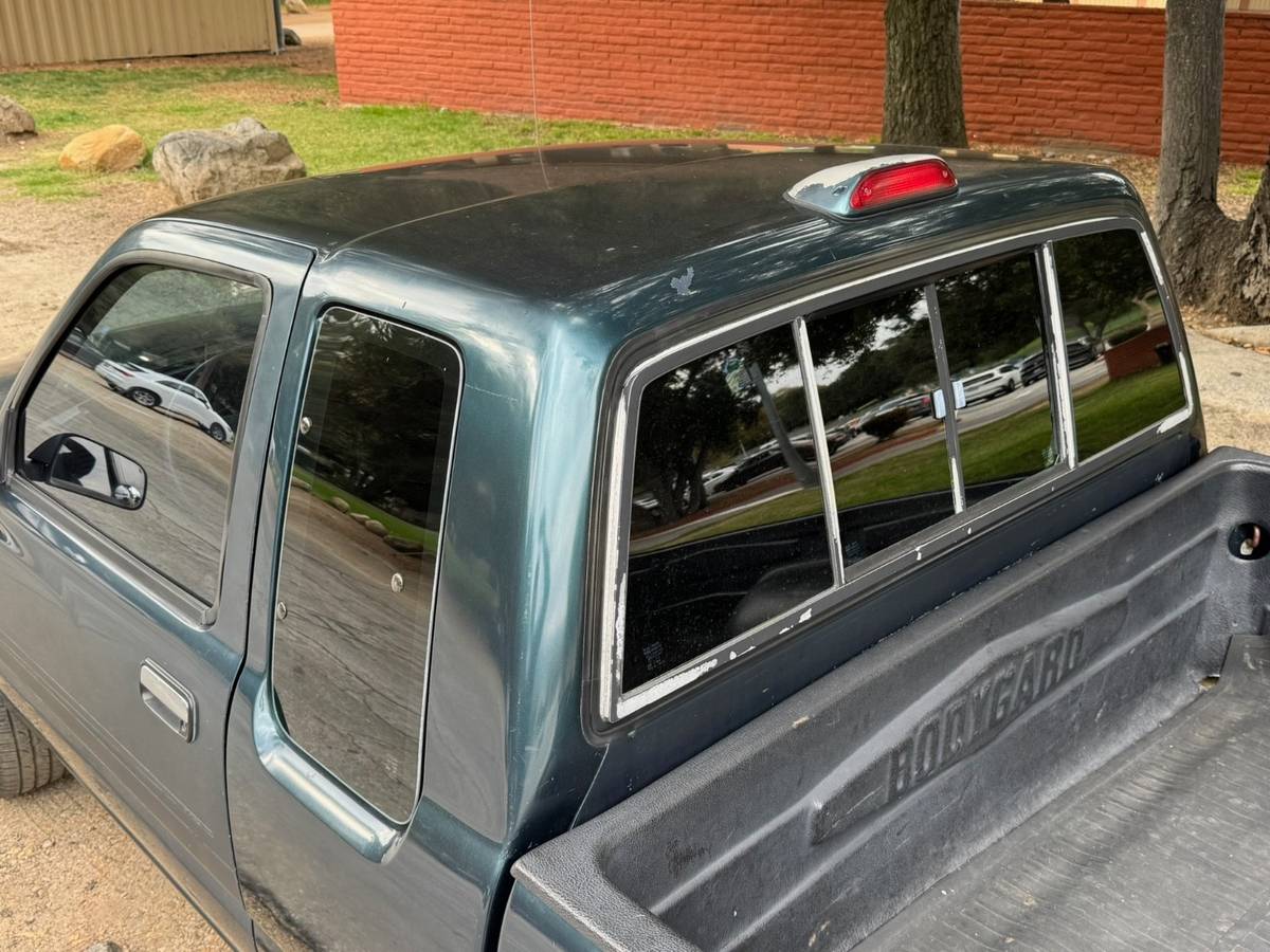 Toyota-truck-1995-11