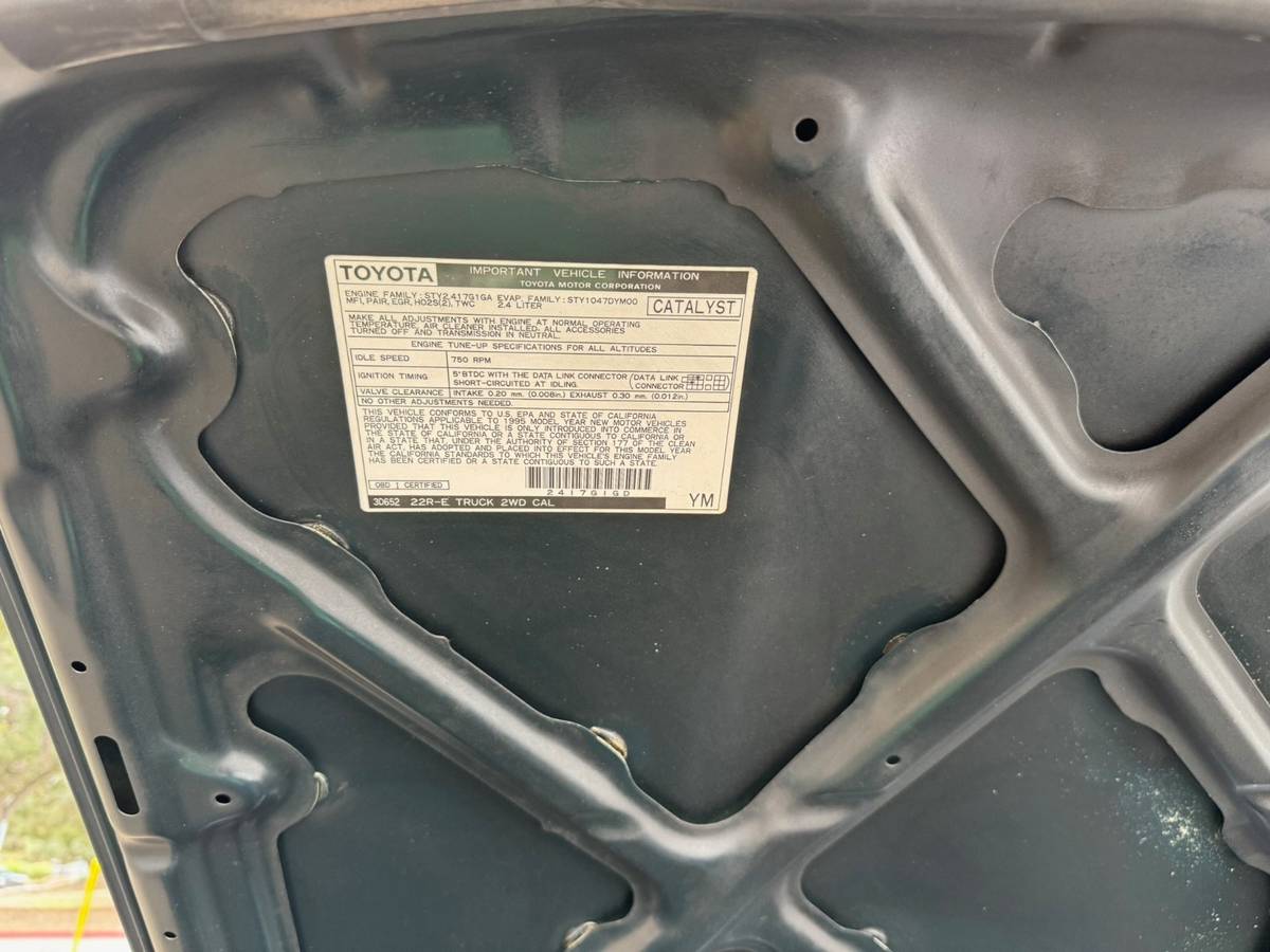 Toyota-truck-1995-15