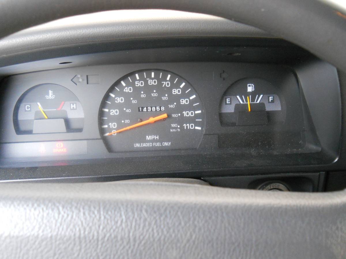 Toyota-truck-1995-15