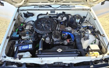 Toyota-truck-dlx-xtra-cab-7-long-bed-1986-white-12