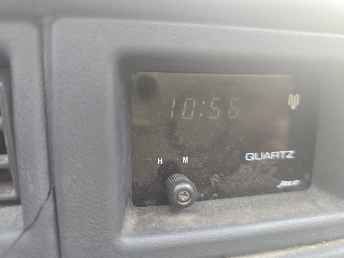 Toyota-wagon-1989-silver-7