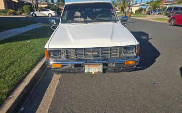 Toyota.-extra-keb.sr5-electric-1984-white-1