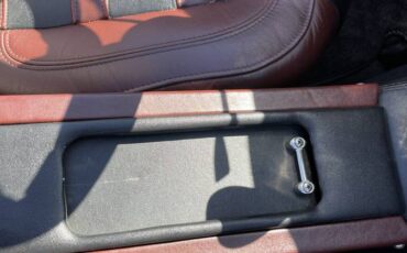 Triump-tr6-1976-custom-11