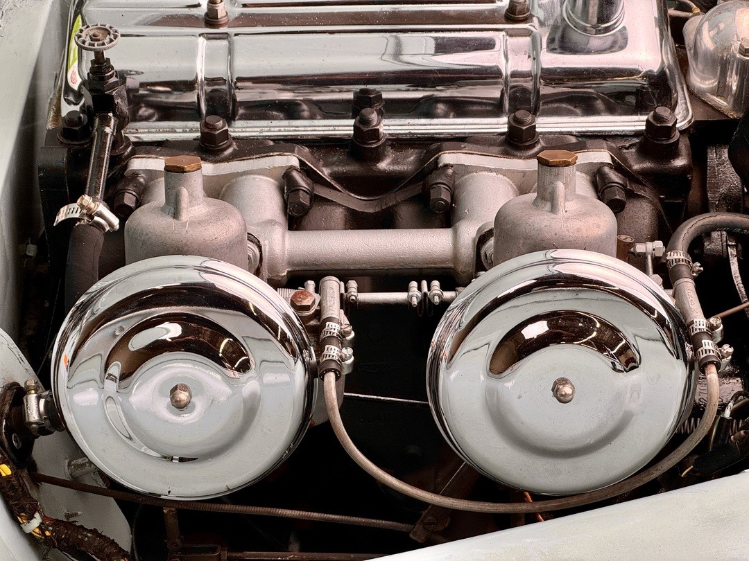 Triumph-Other-1961-ROADSTER-20