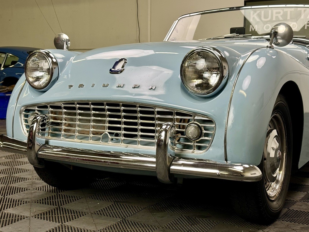 Triumph-Other-1961-ROADSTER-3