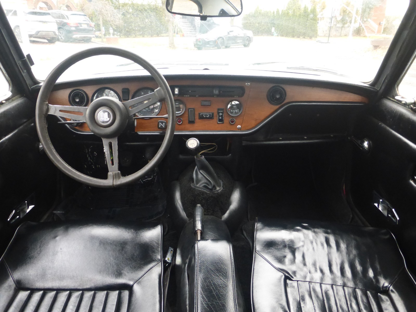 Triumph-Other-1972-Coupe-13