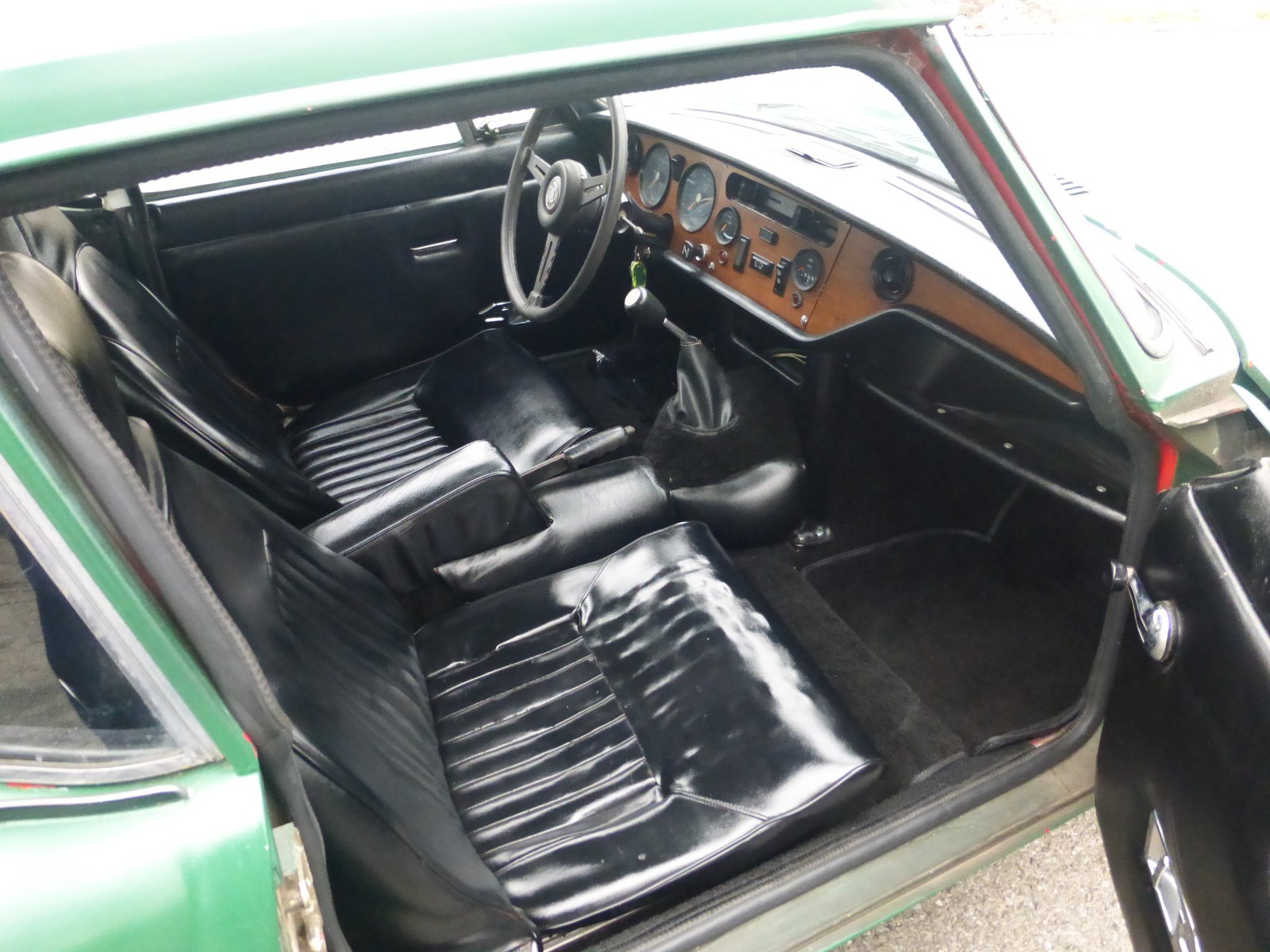 Triumph-Other-1972-Coupe-16