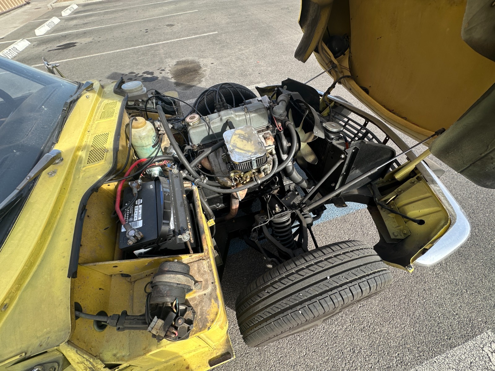 Triumph-Spitfire-1974-Convertible-20