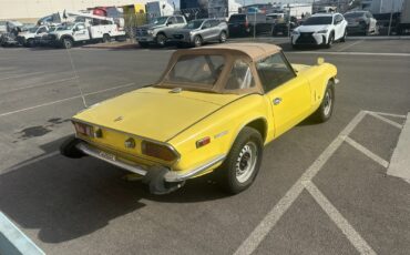 Triumph-Spitfire-1974-Convertible-7