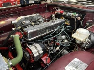 Triumph-TR-6-1971-CONVERTIBLE-29