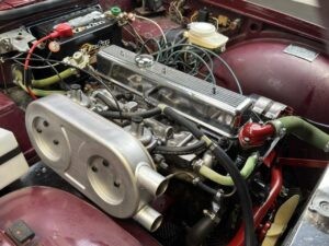 Triumph-TR-6-1971-CONVERTIBLE-31