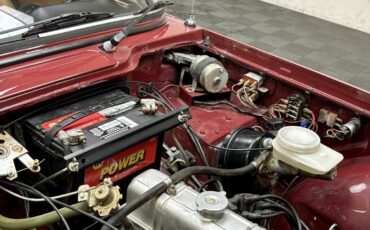 Triumph-TR-6-1972-CONVERTIBLE-16