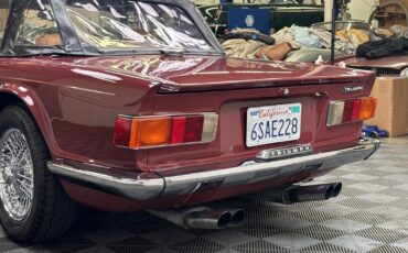 Triumph-TR-6-1972-CONVERTIBLE-20