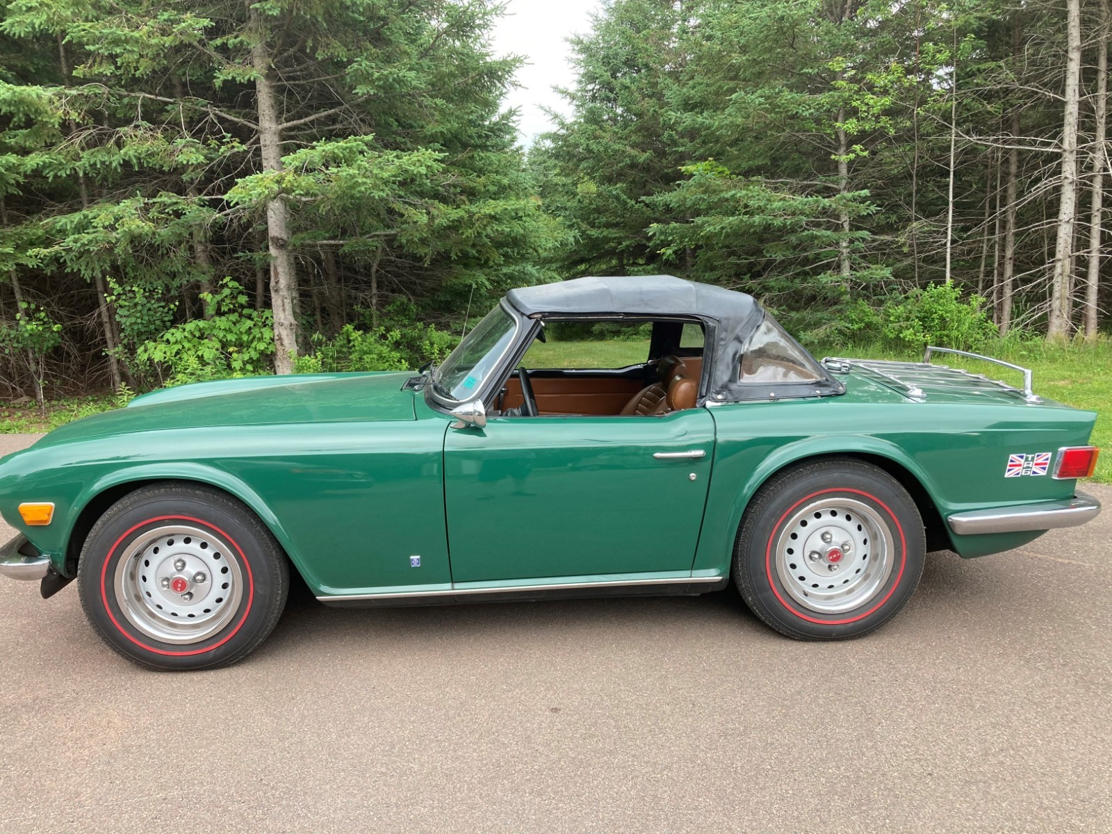 Triumph-TR-6-1973-Convertible-2