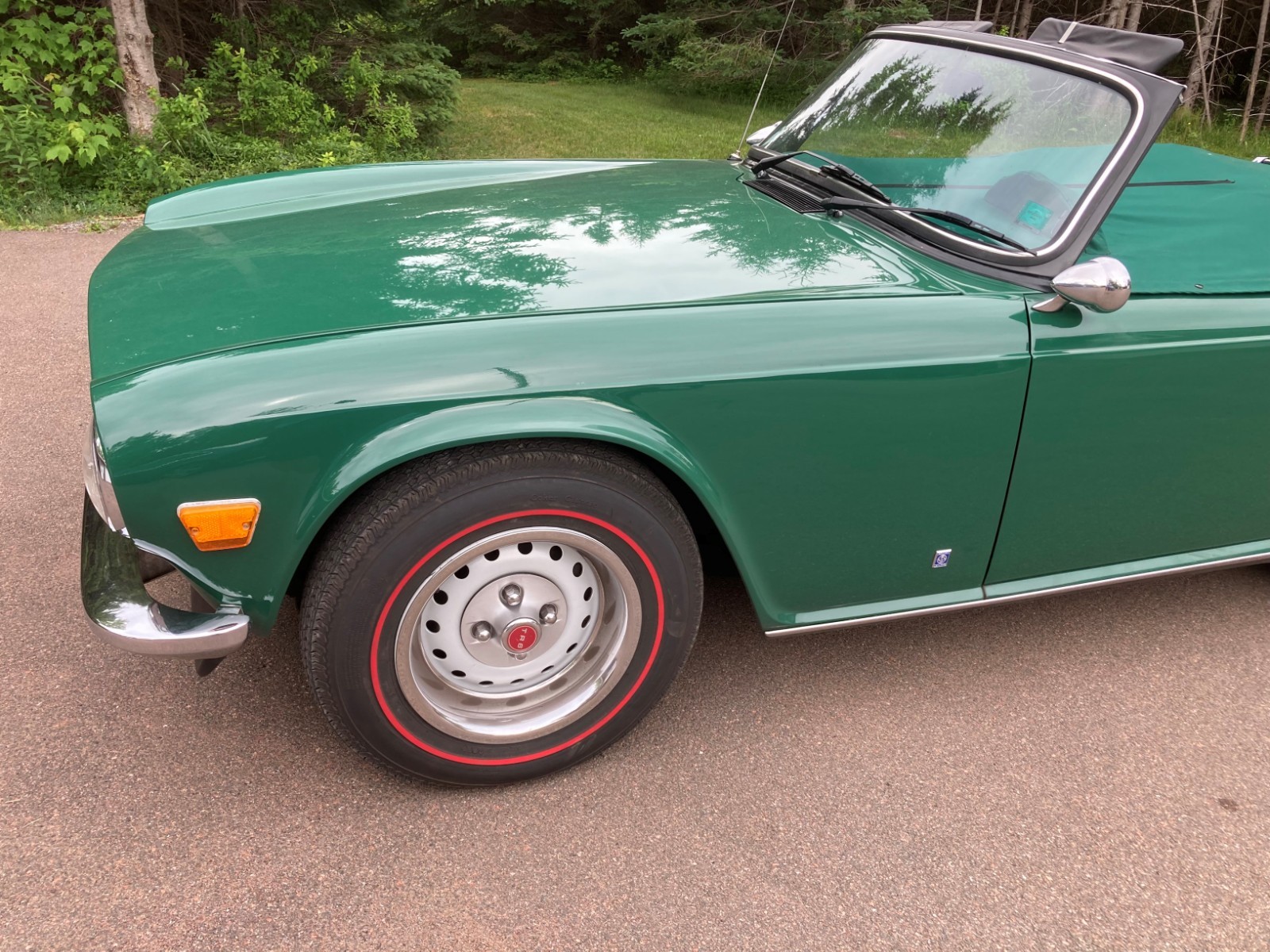 Triumph-TR-6-1973-Convertible