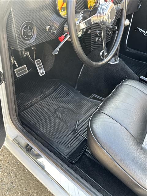 Triumph-TR-6-1974-20