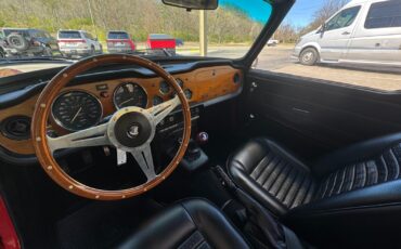 Triumph-TR-6-1974-Convertible-10