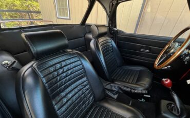 Triumph-TR-6-1974-Convertible-18