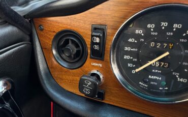 Triumph-TR-6-1974-Convertible-29