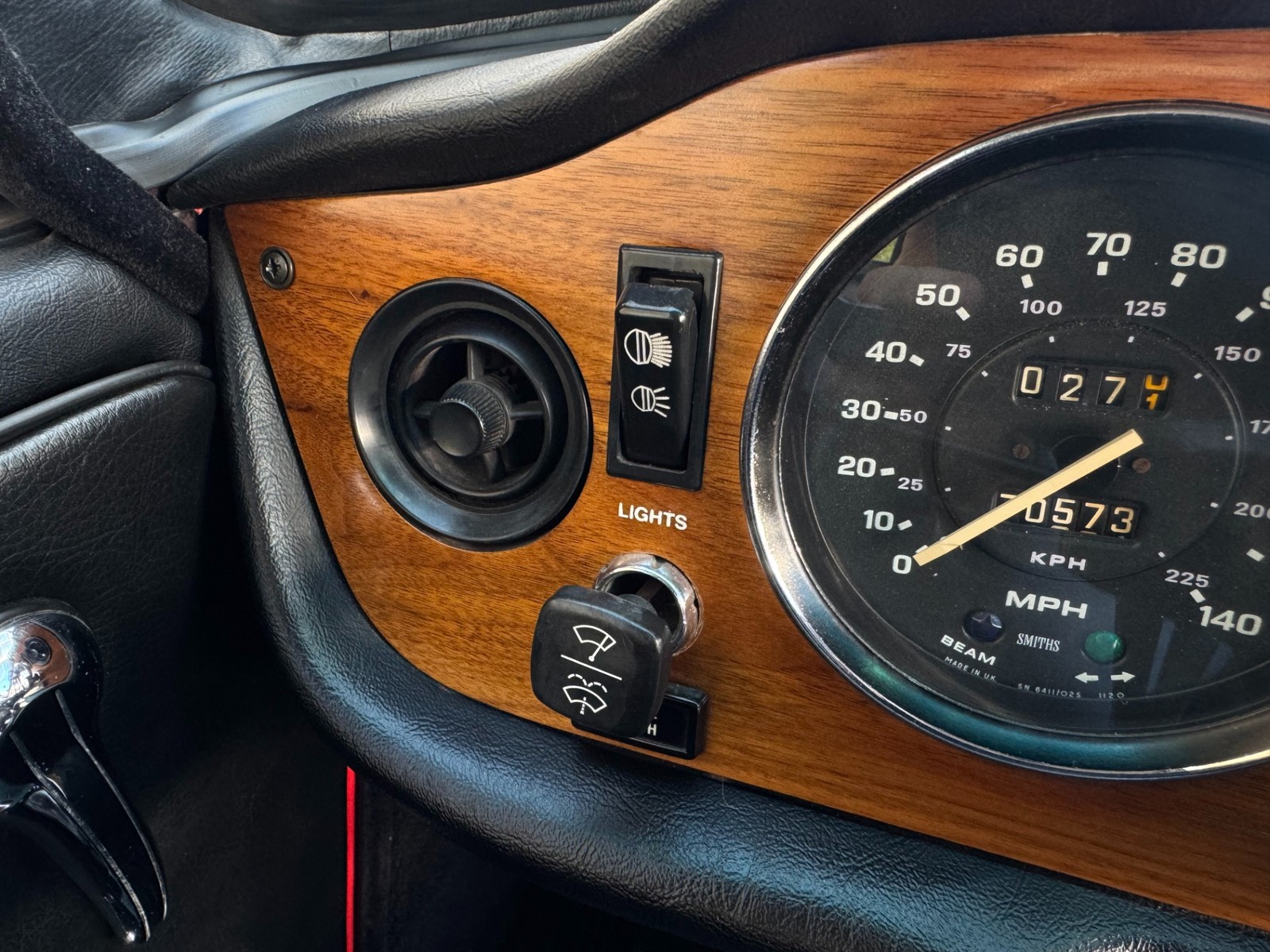 Triumph-TR-6-1974-Convertible-29