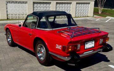 Triumph-TR-6-1974-Convertible-3