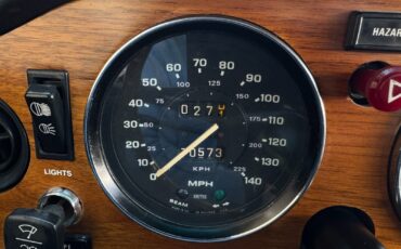 Triumph-TR-6-1974-Convertible-36