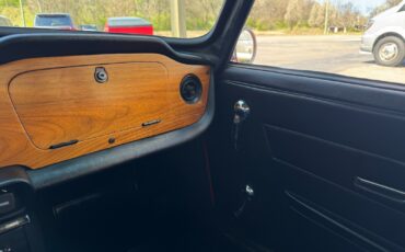 Triumph-TR-6-1974-Convertible-38