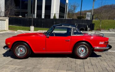 Triumph-TR-6-1974-Convertible-6