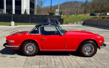 Triumph-TR-6-1974-Convertible-7