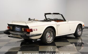 Triumph-TR-6-1976-Convertible-12