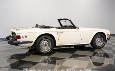 Triumph-TR-6-1976-Convertible-13