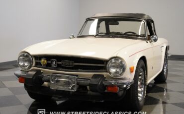 Triumph-TR-6-1976-Convertible-18