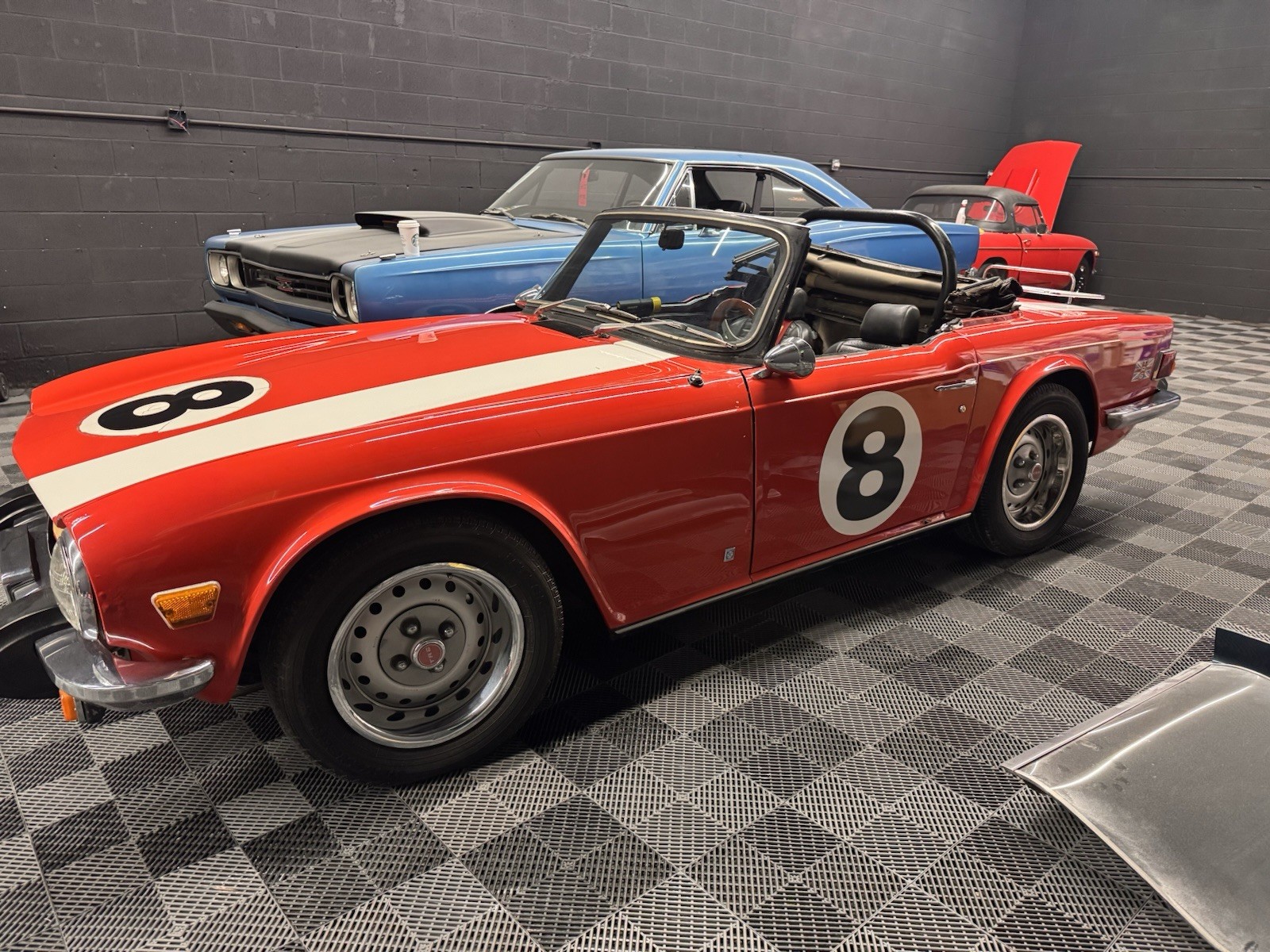 Triumph-TR-6-1976-Convertible-2