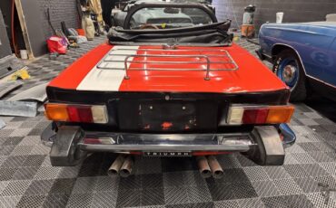 Triumph-TR-6-1976-Convertible-6