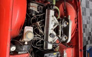 Triumph-TR-6-1976-Convertible-8