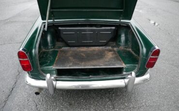 Triumph-TR4A-IRS-1967-Convertible-19