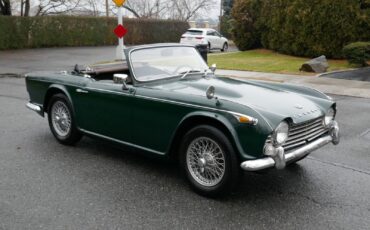 Triumph-TR4A-IRS-1967-Convertible