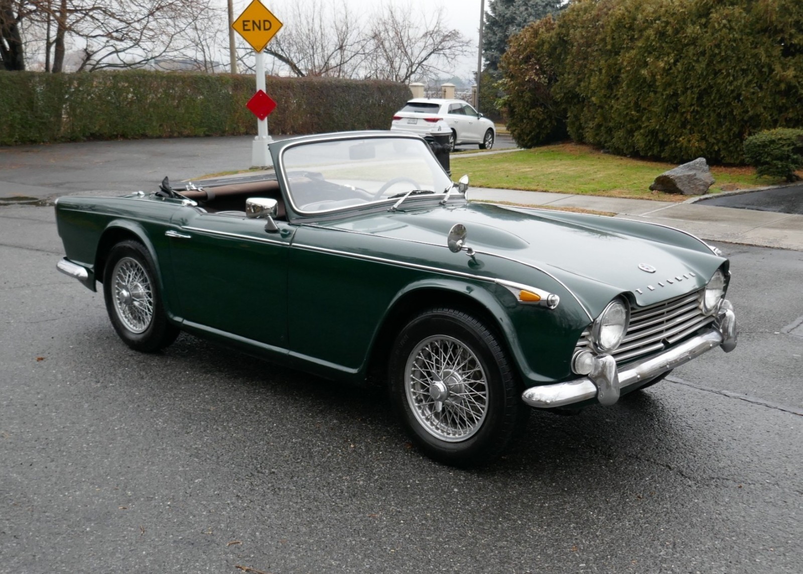 Triumph-TR4A-IRS-1967-Convertible
