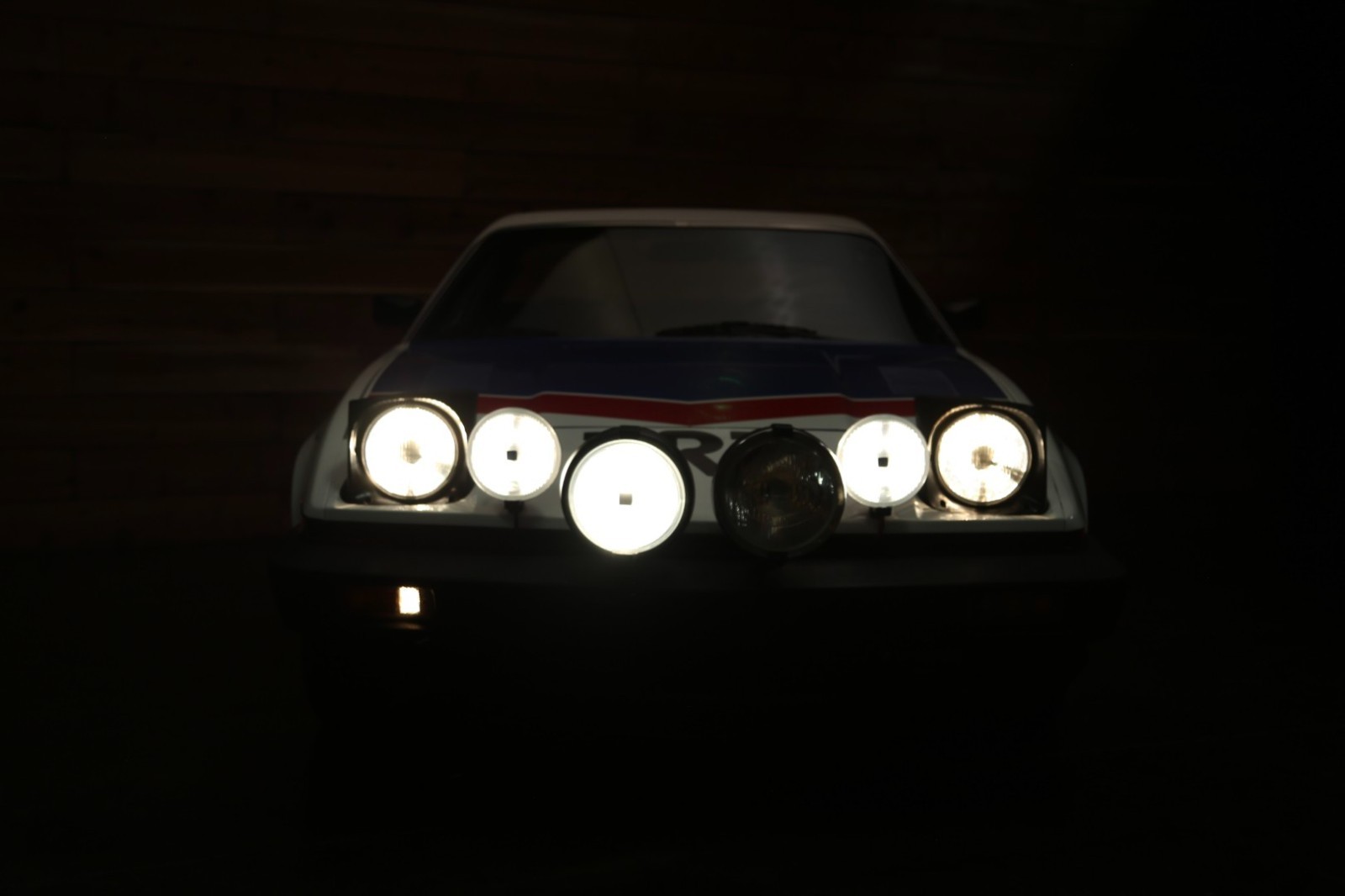 Triumph-TR7-1977-Coupe-12